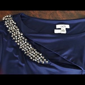 Woman’s Cache’ top with sequins